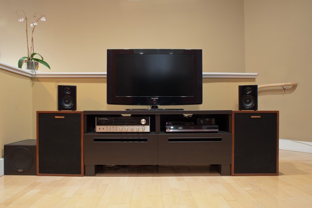 Kanto Yaro in my living room